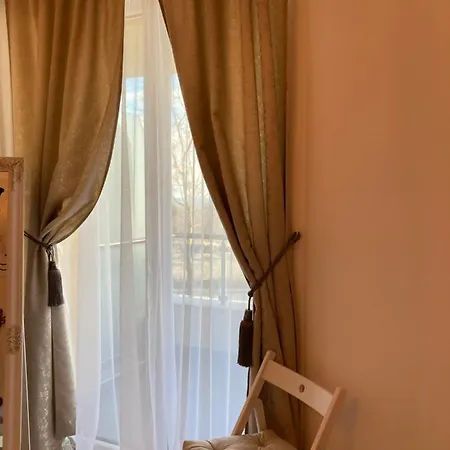 Aurora Suite Appartamento Saints Constantine and Helena